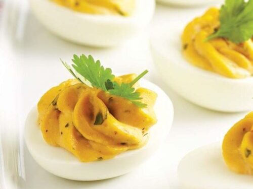 Recettes Québec - Oeufs mimosa coriandre