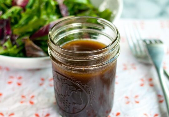 Balsamic Vinaigrette Salad Dressing