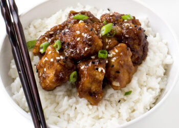 General Tao’s Chicken in the Slow Cooker